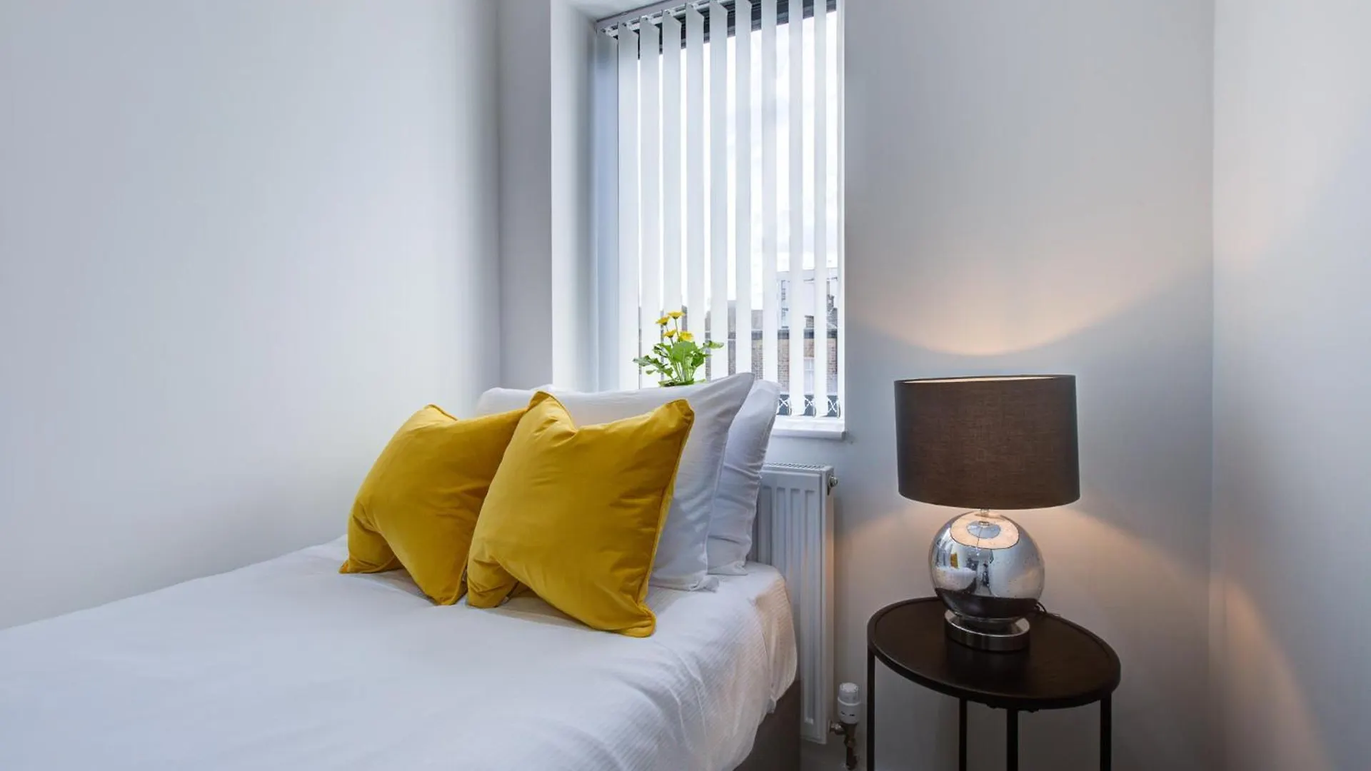 Hybrid Resi - Uxbridge With Onsite Car Parking, Near London Heathrow Airport Apartment United Kingdom